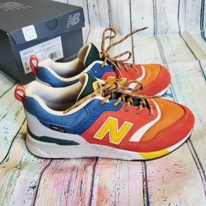 New balance vintage orange 997h Boys sz 5